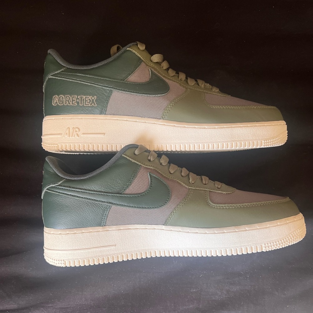 Green Nike Gore.Tex Men 10.5